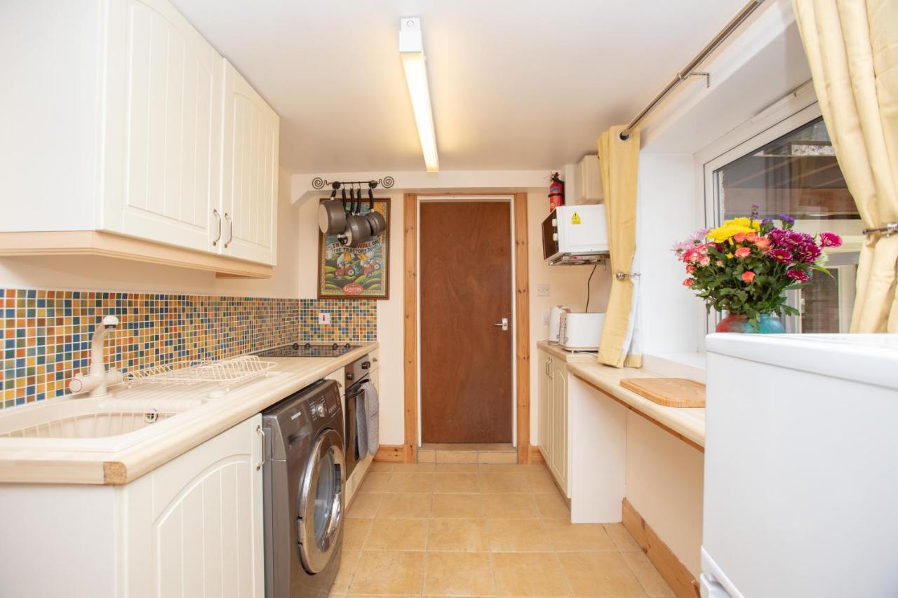 Aftonbank Self Catering Apartment, 피틀로크리 외부 사진