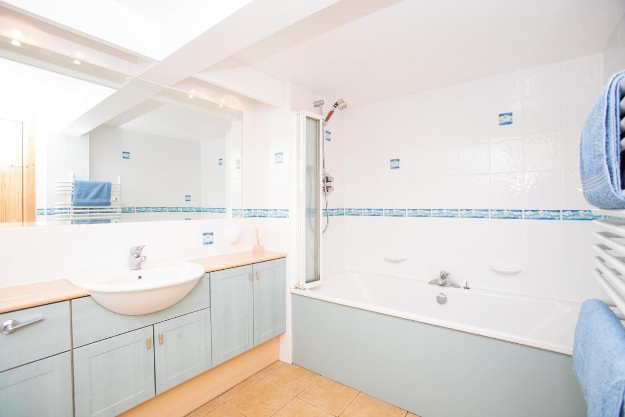 Aftonbank Self Catering Apartment, 피틀로크리 외부 사진